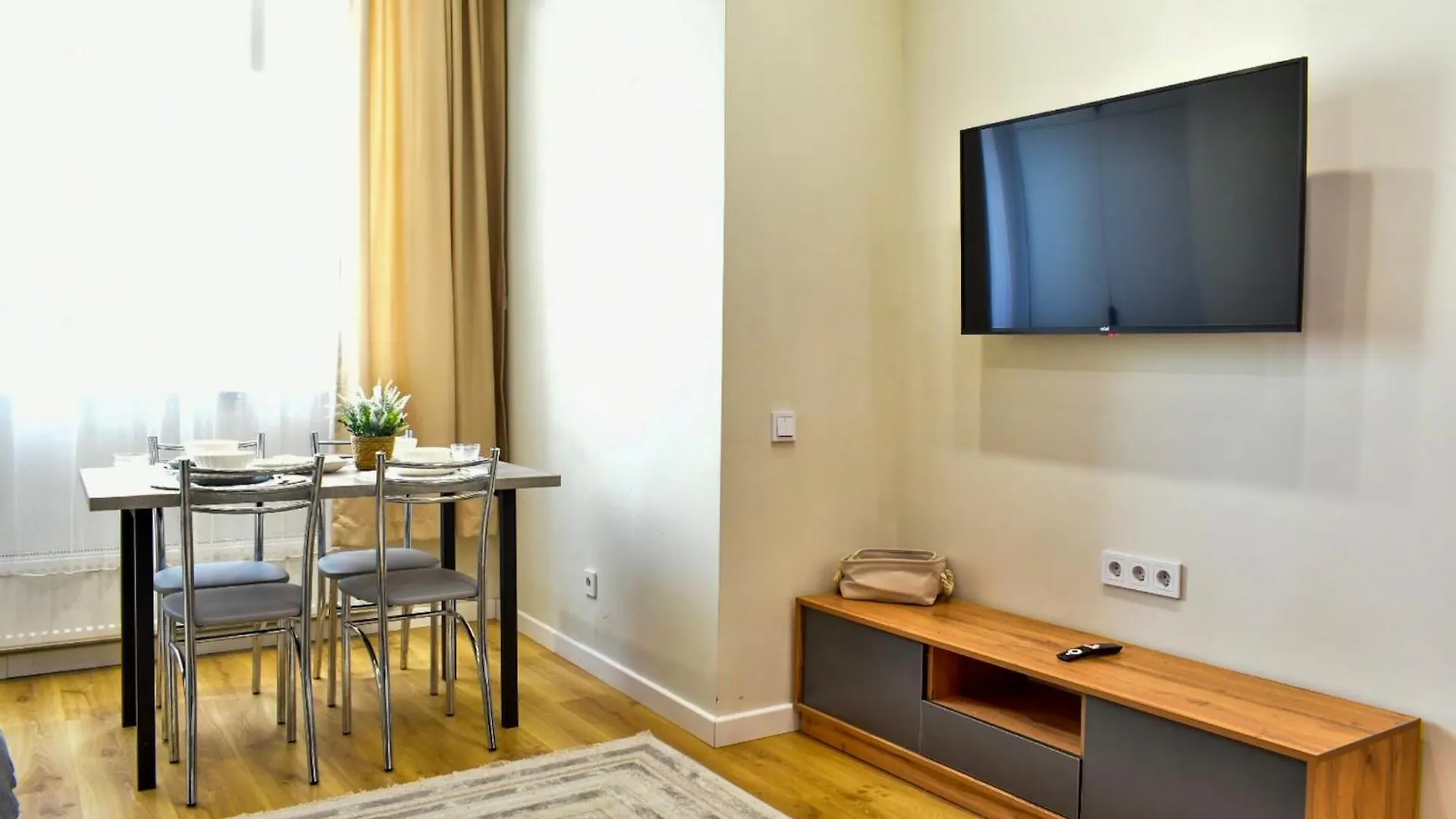 Apartment Peak Serenity Современный Стиль У Подножья Гор 2 Комнатная Квартира В Жк Комфорт Сити Almaty Kazakhstan