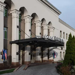 Grand Tien Shan Otel